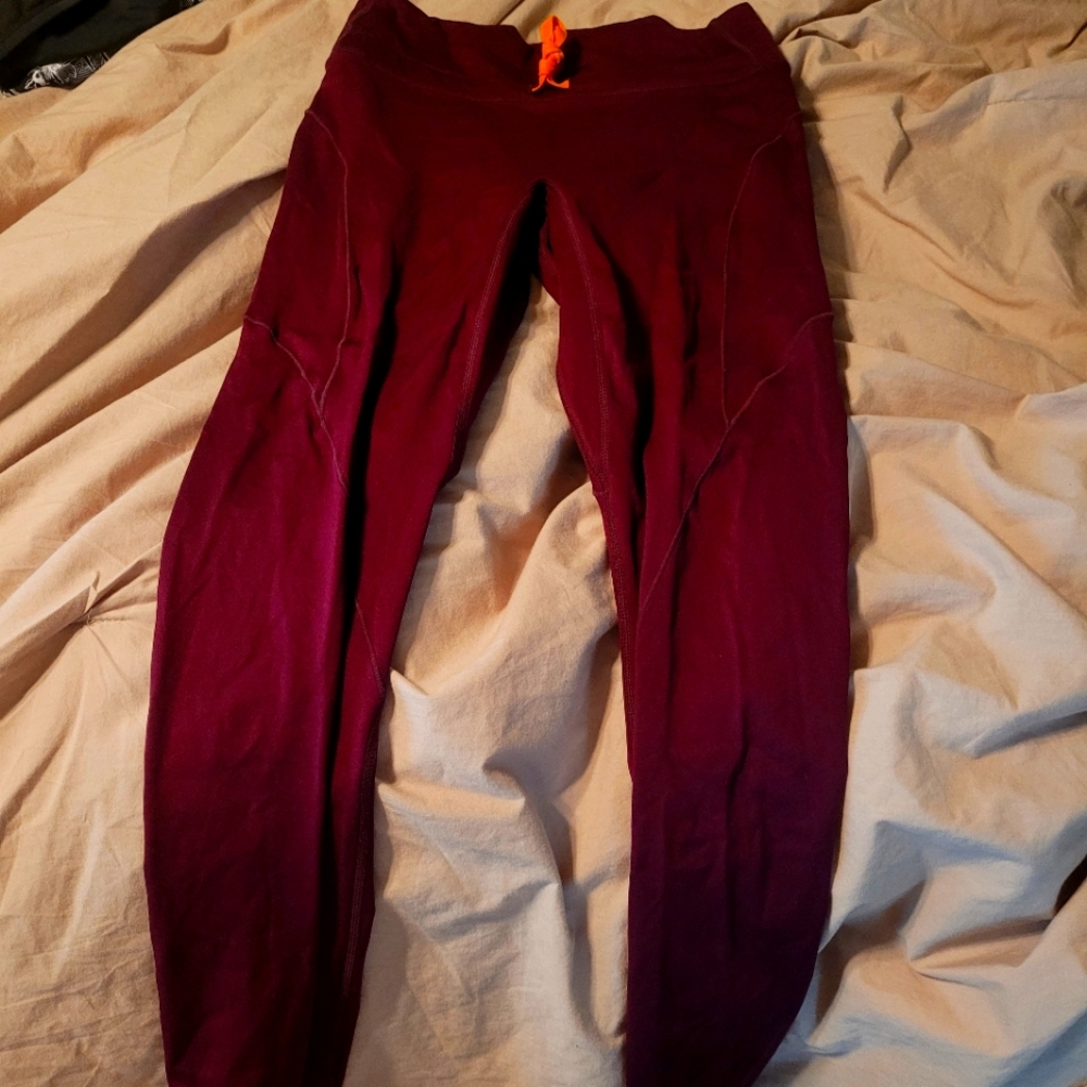 Maroon Motion365 Fabletics Leggings
